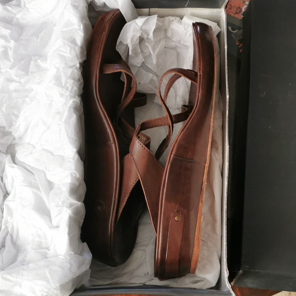 SCENE brown all leather sandals.